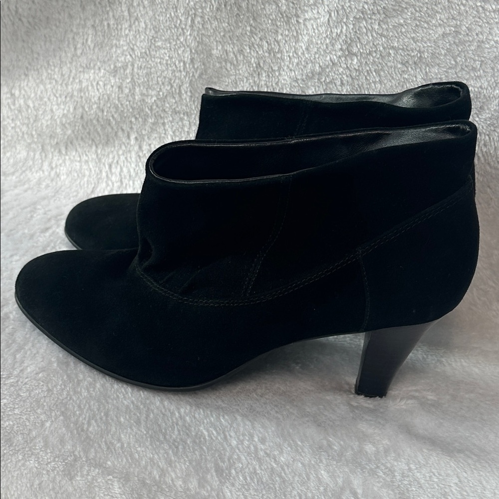 Kelsi Dagger Brooklyn Womens 7.5 Black Suede Leather Round Toe‎ Ankle Boots Goth